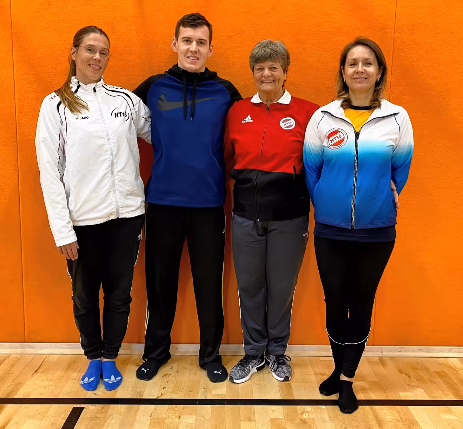 Trainerteam 2021: Unser Trainerteam im Leistungsturnen, mit Christel Kießlich, Olga Kellermann, Ulla Koch, Gabriele Frehse, Jennifer Kießlich und vielen anderen Spitzentrainer in der HT16